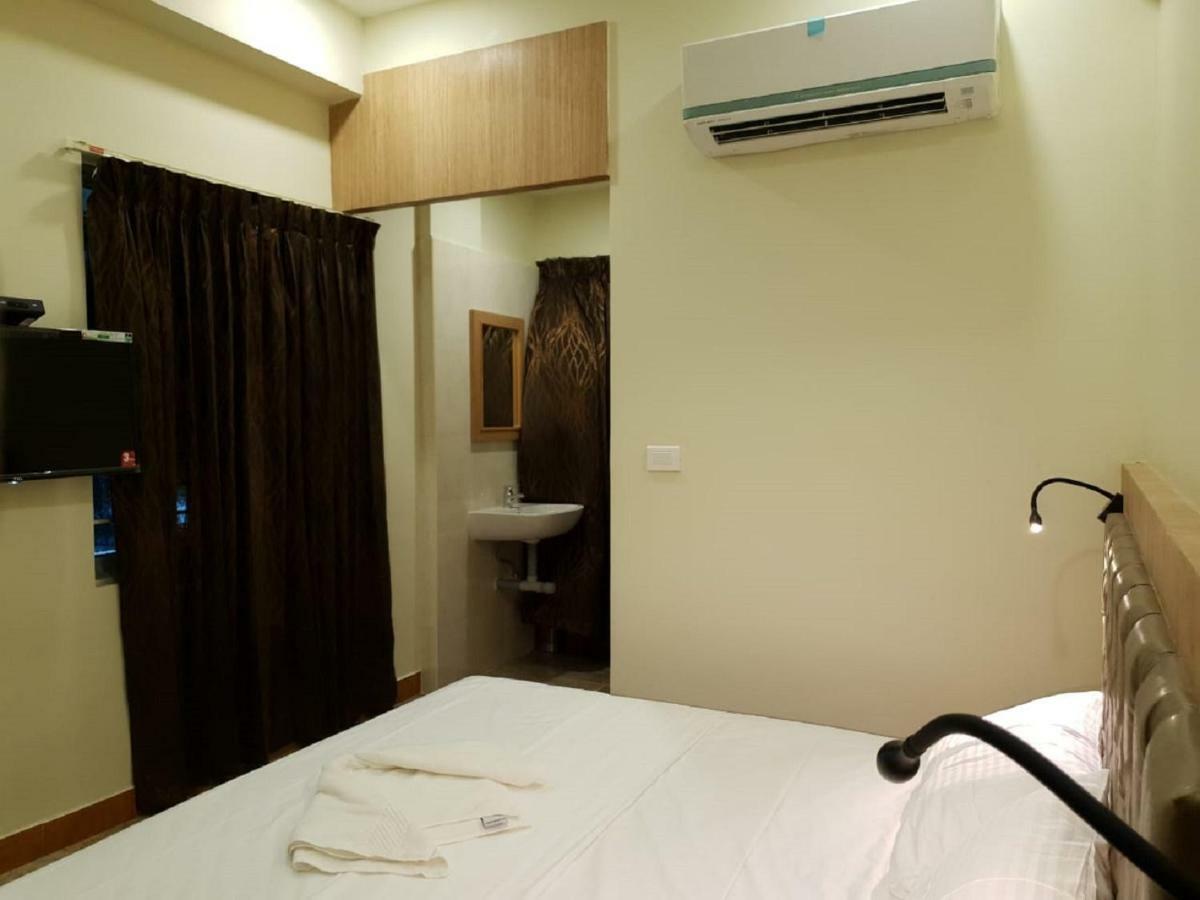 Amutham Residency Tiruchirappalli Exterior photo