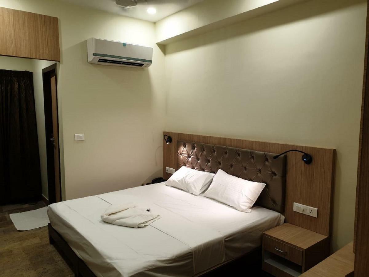 Amutham Residency Tiruchirappalli Exterior photo