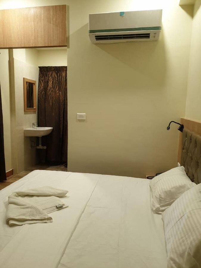 Amutham Residency Tiruchirappalli Exterior photo